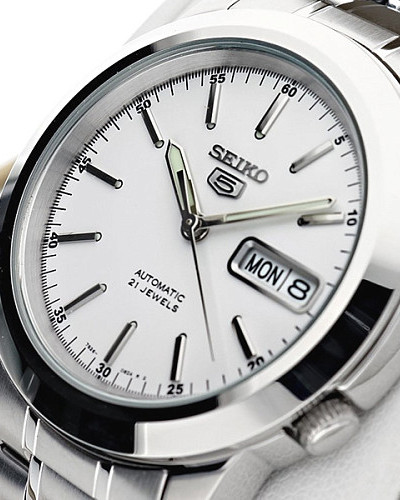 Seiko 5 Regular SNKE49K1